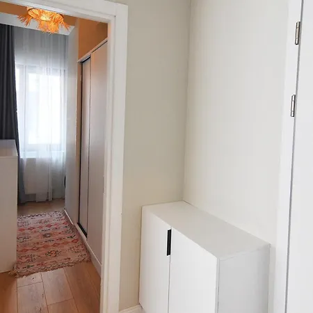 Brand New With 2 Beds & Office شقة اسطنبول